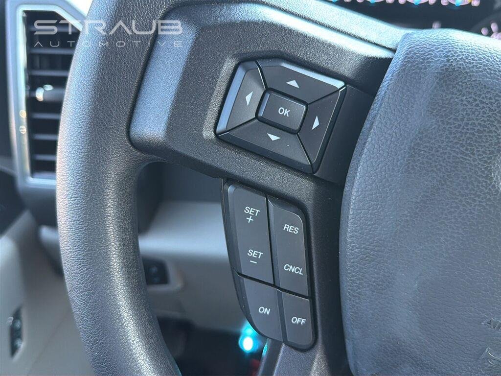 Used 2022 Oxford White Ford XLT image 16