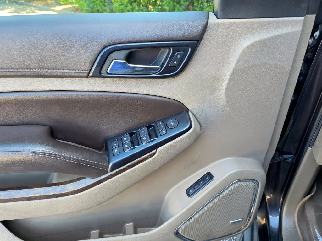 Used 2015 TUNGSTEN METALLIC Chevrolet LT image 14