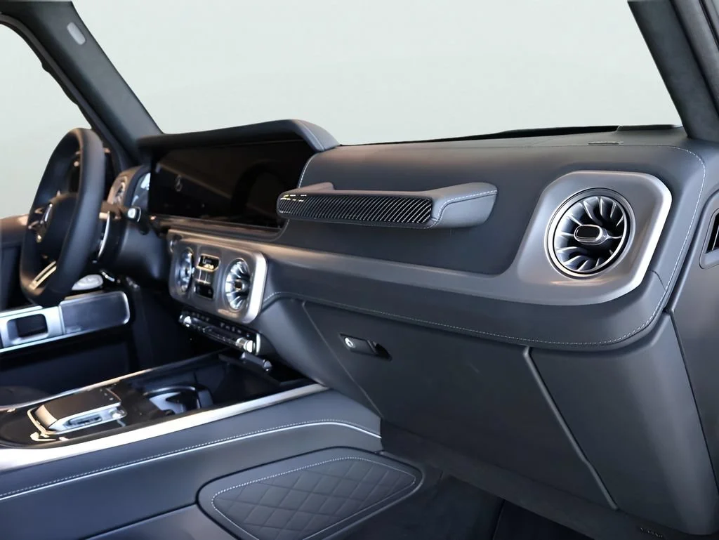 New 2026 MANUFAKTUR Night Black Magno Mercedes-Benz AMG® G 63 SUV image 49