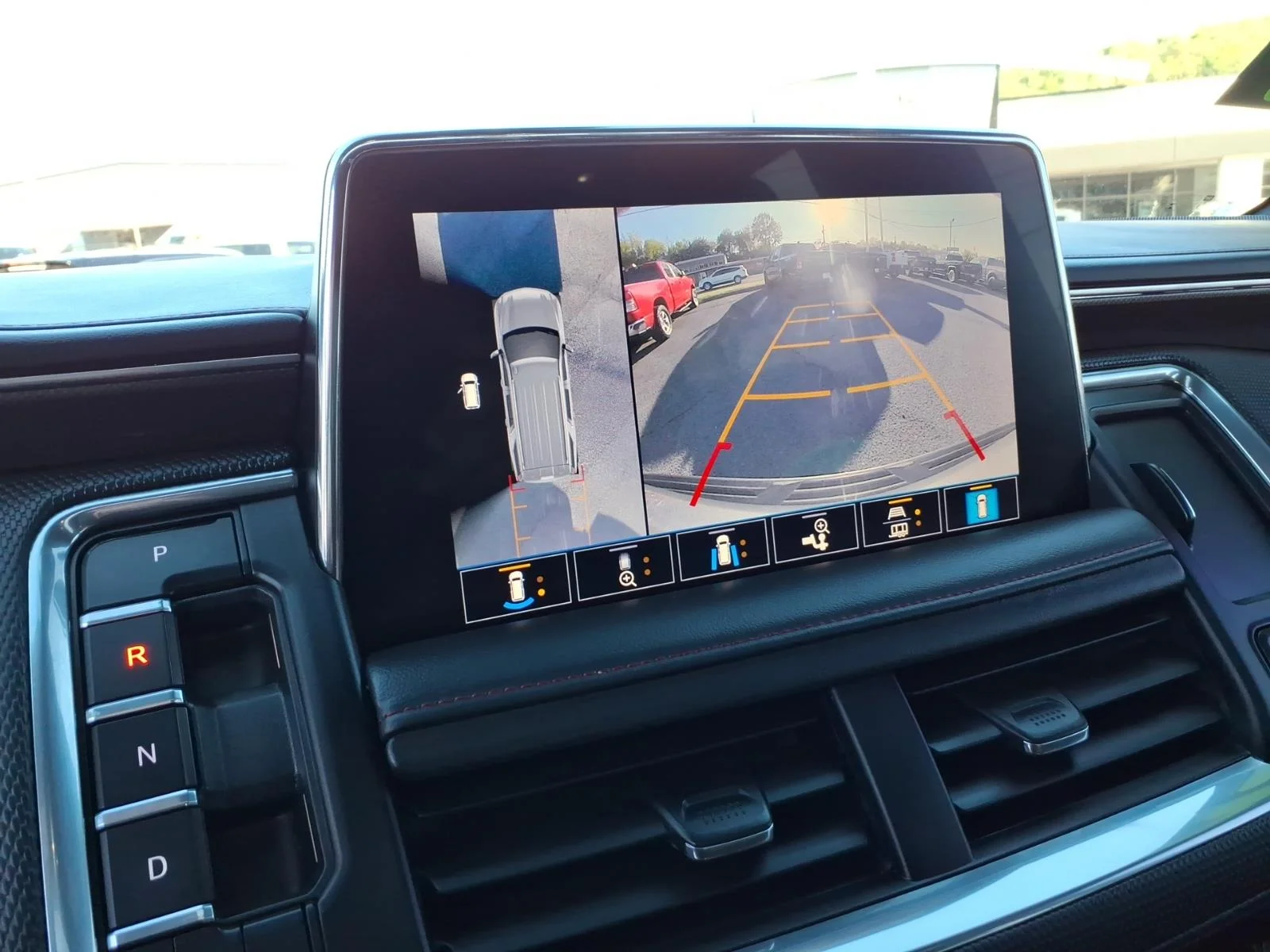 2021 Chevrolet Tahoe RST - Photo 23