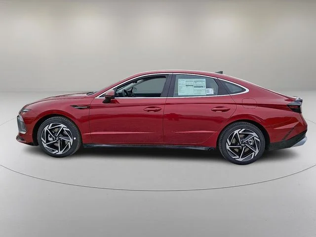 New 2026 Red Hyundai SEL Sport image 4