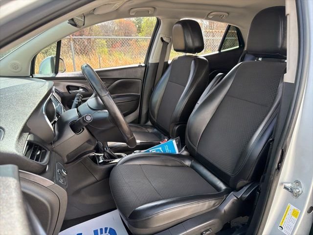 2020 Buick Encore Preferred - Photo 21