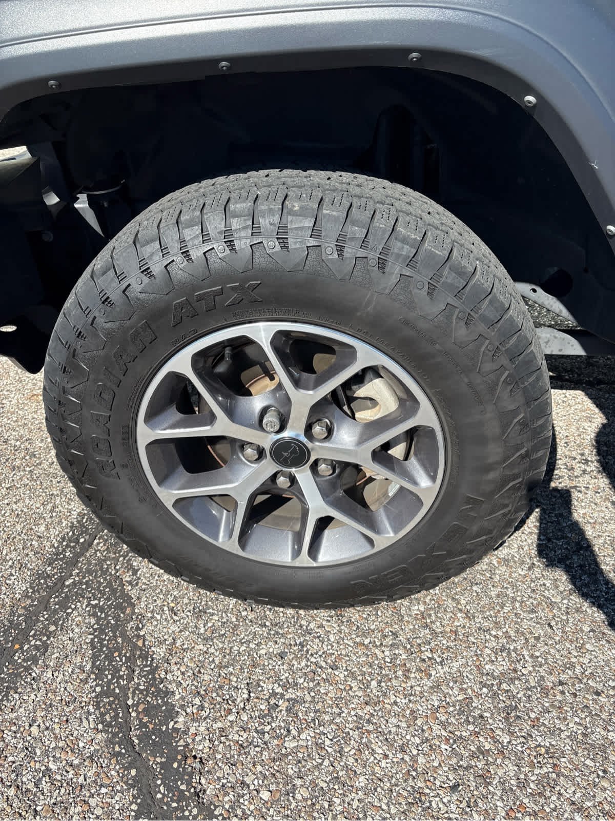 Used 2024 Anvil Clear Coat Jeep Sport S image 4