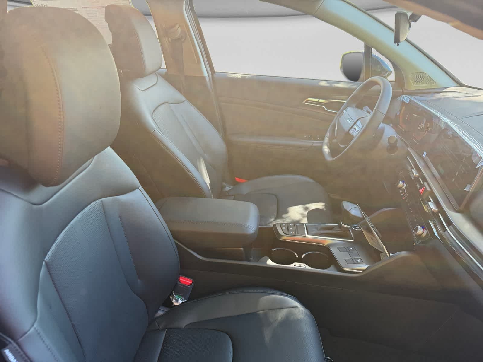 New 2027 Ebony Black Kia EX image 20