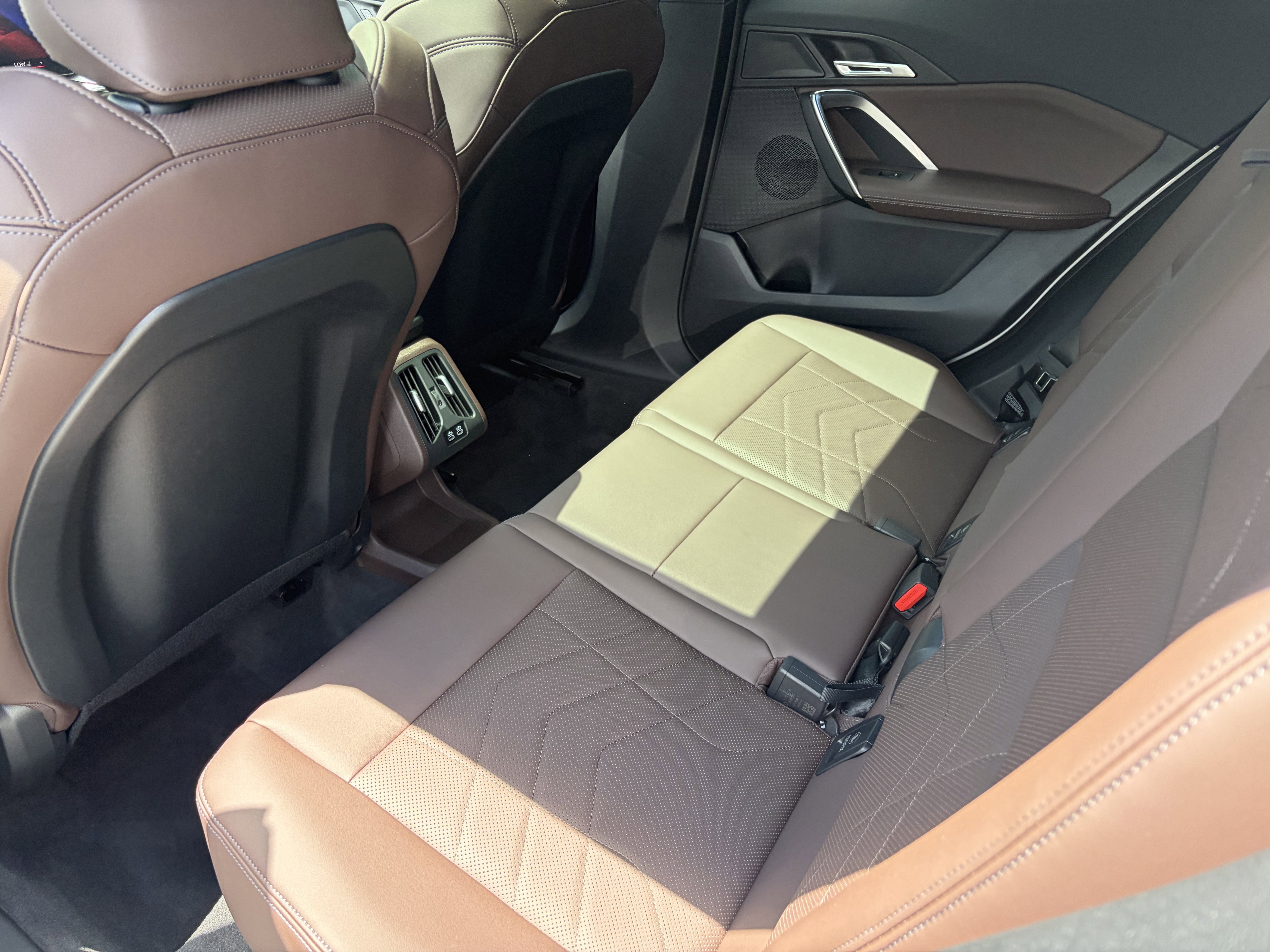 Certified Used 2025 Mineral White Metallic BMW xDrive28i image 16
