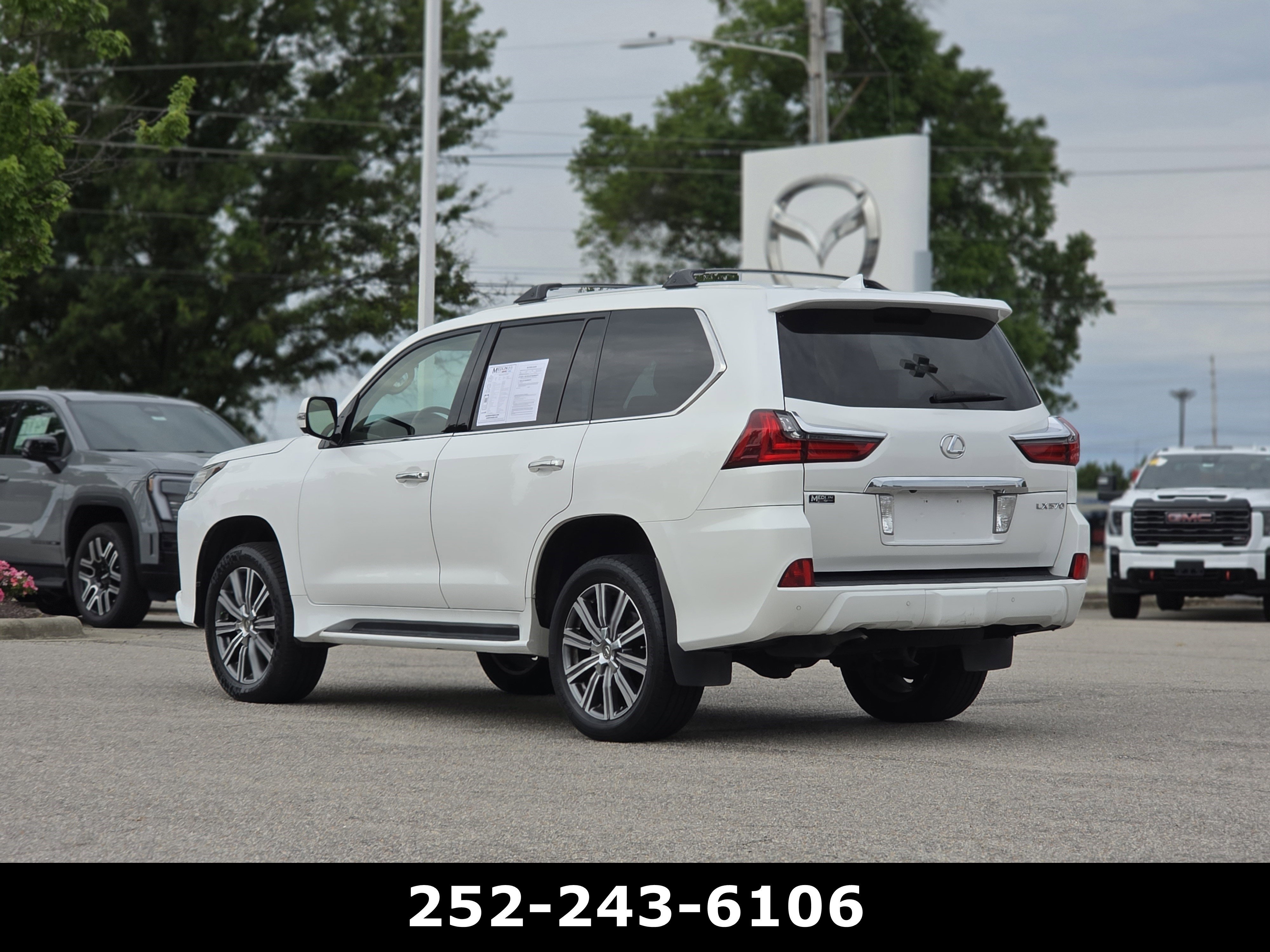Used 2016 Starfire Pearl Lexus 570 image 5