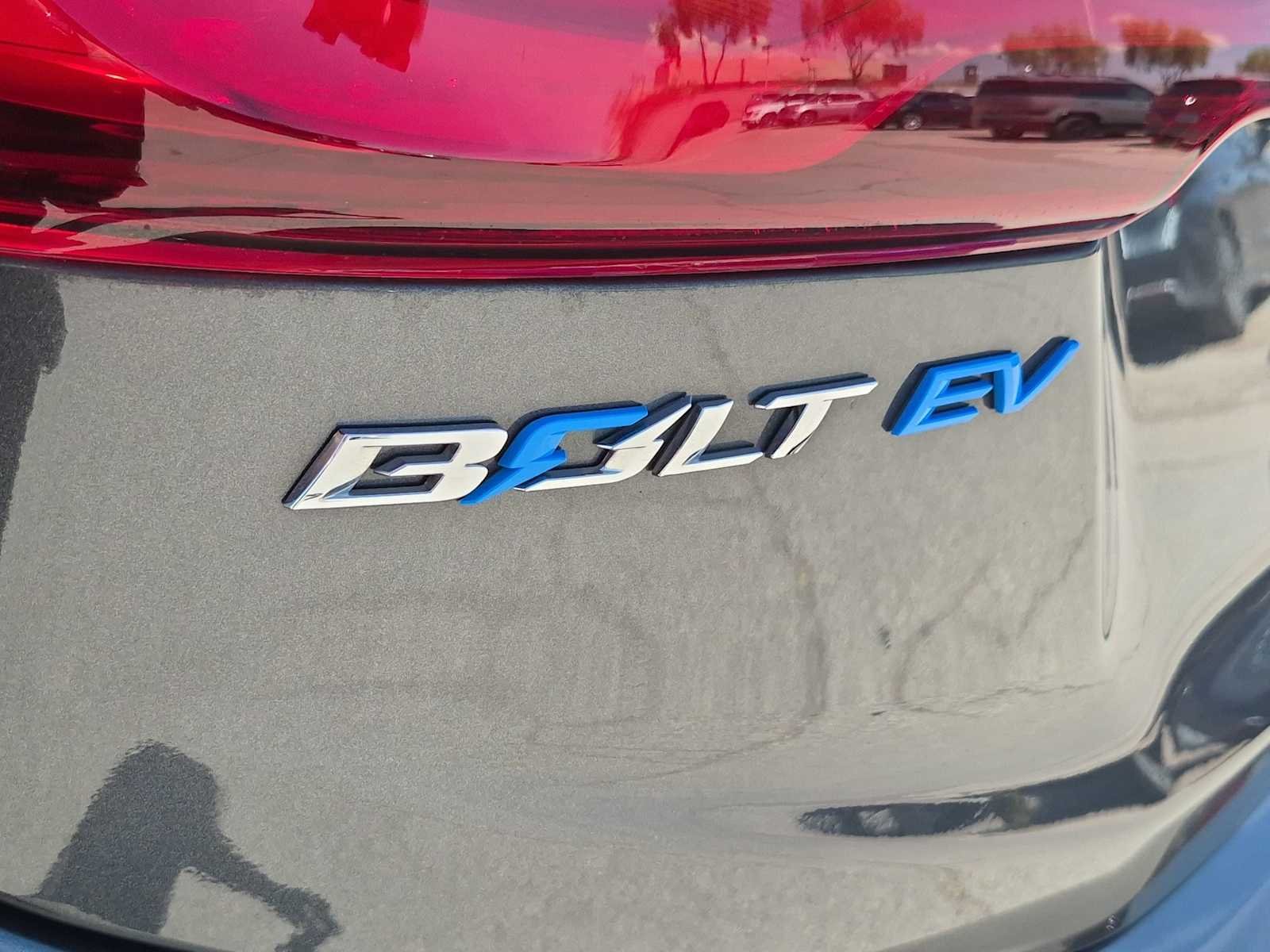 Used 2020 Nightfall Gray Metallic Chevrolet Premier image 12