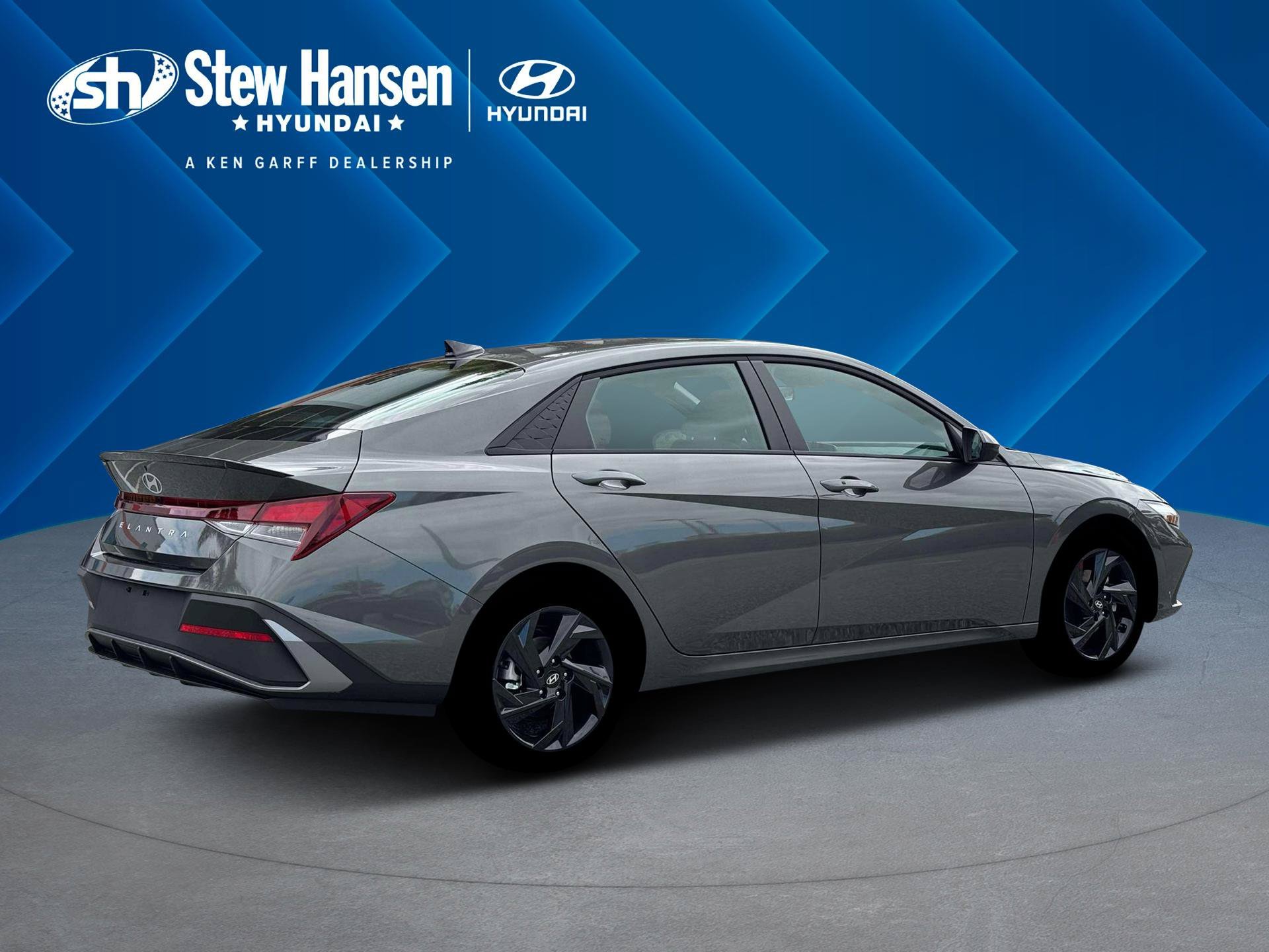 New 2026 Amazon Gray Hyundai SEL Sport image 8