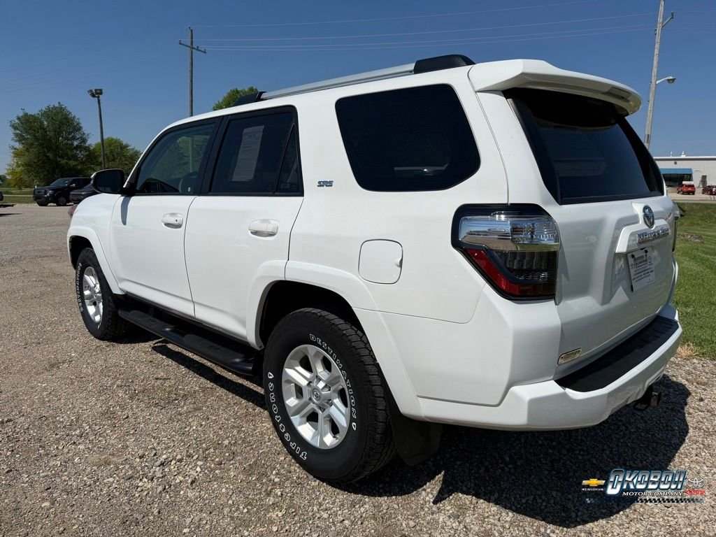 Used 2020 White Toyota SR5 Premium image 5