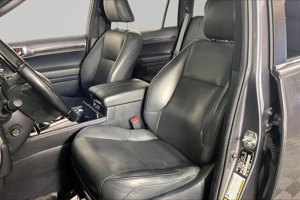 Used 2022 Gray Lexus Luxury image 20