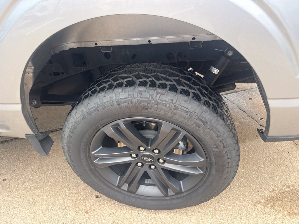 Used 2023 Silver Metallic Ford XLT image 11
