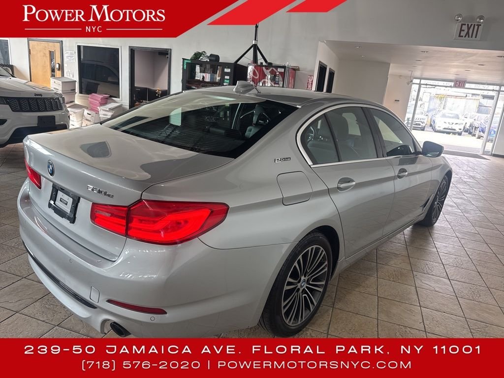 2019 Bmw 530e xDrive Sedan photo 4