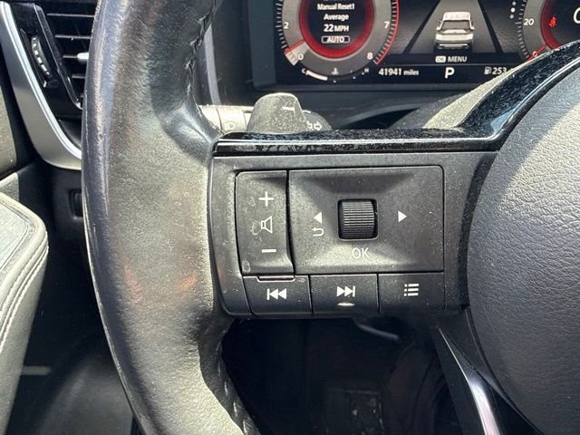 Used 2021 Gray Nissan Platinum image 32