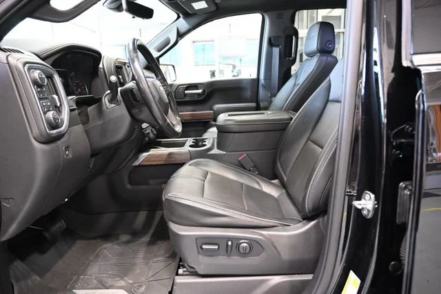 Used 2021 Black Chevrolet High Country image 10