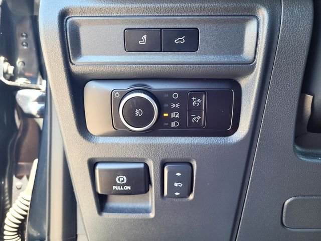 Used 2023 Blue Ford XLT image 16