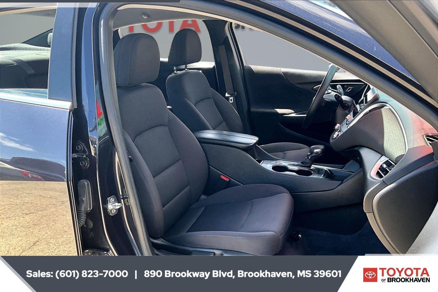 Used 2023 Dark Ash Metallic Chevrolet LT image 6