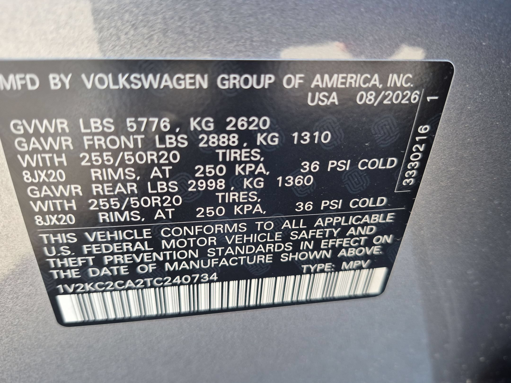 New 2026 Silver Mist Metallic Volkswagen 2.0T SE w/Technology image 17