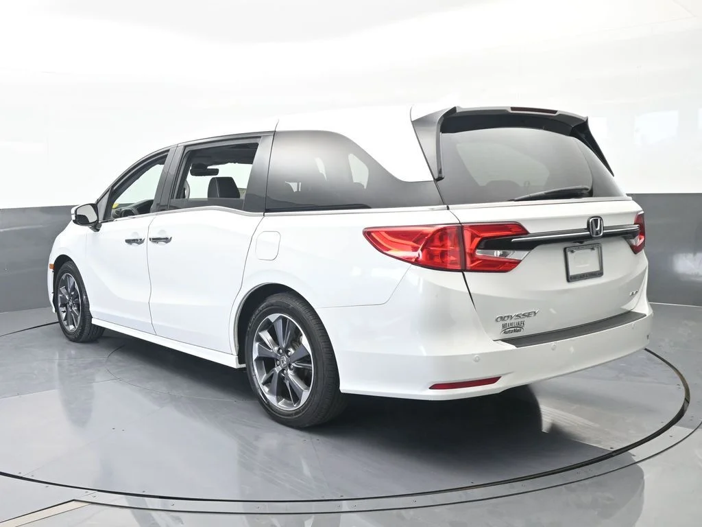 Used 2022 White Honda Elite image 4