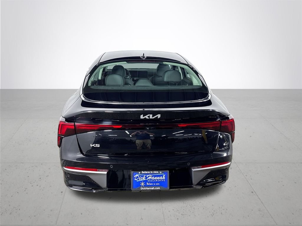 Used 2025 Aurora Black Kia EX image 7