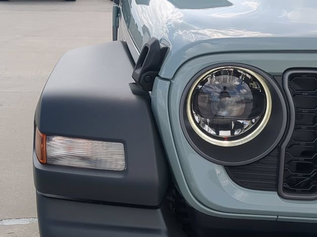 New 2026 Earl Clear-Coat Exterior Paint Jeep Sport S image 10