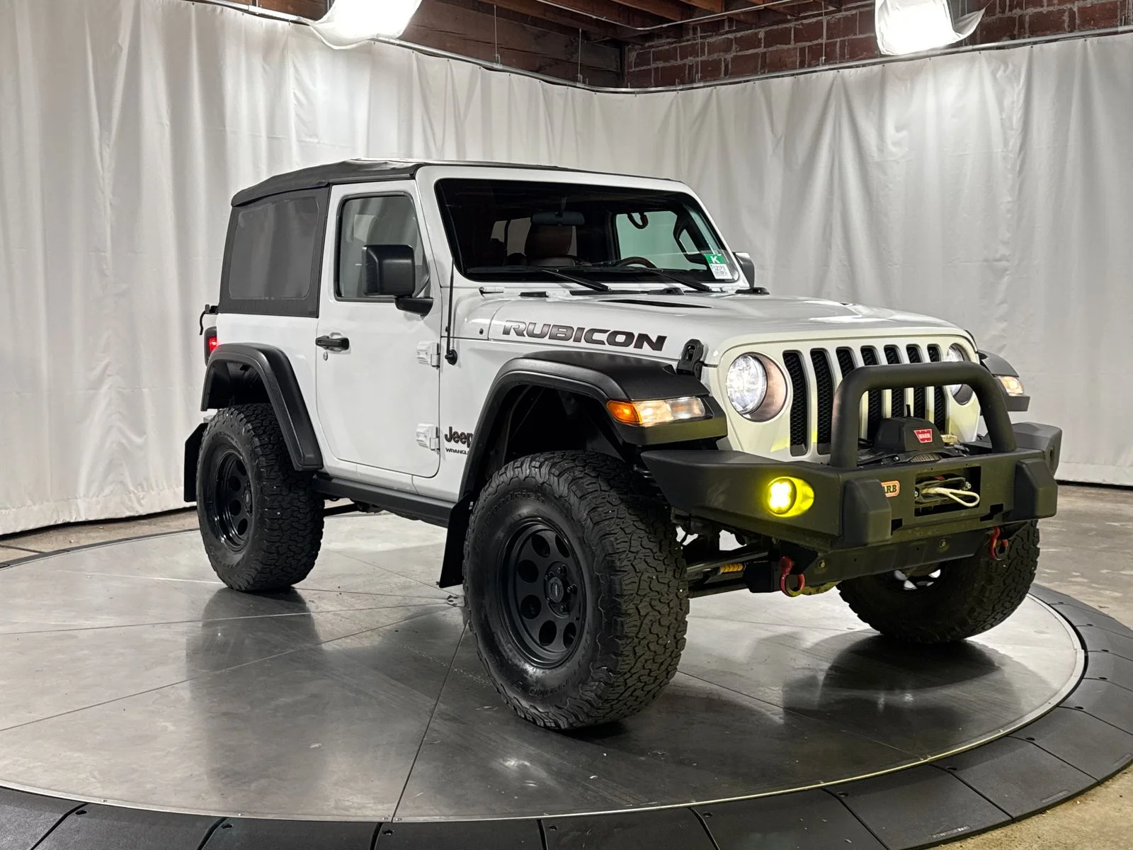 Used 2020 Bright White Clearcoat Jeep Rubicon image 10