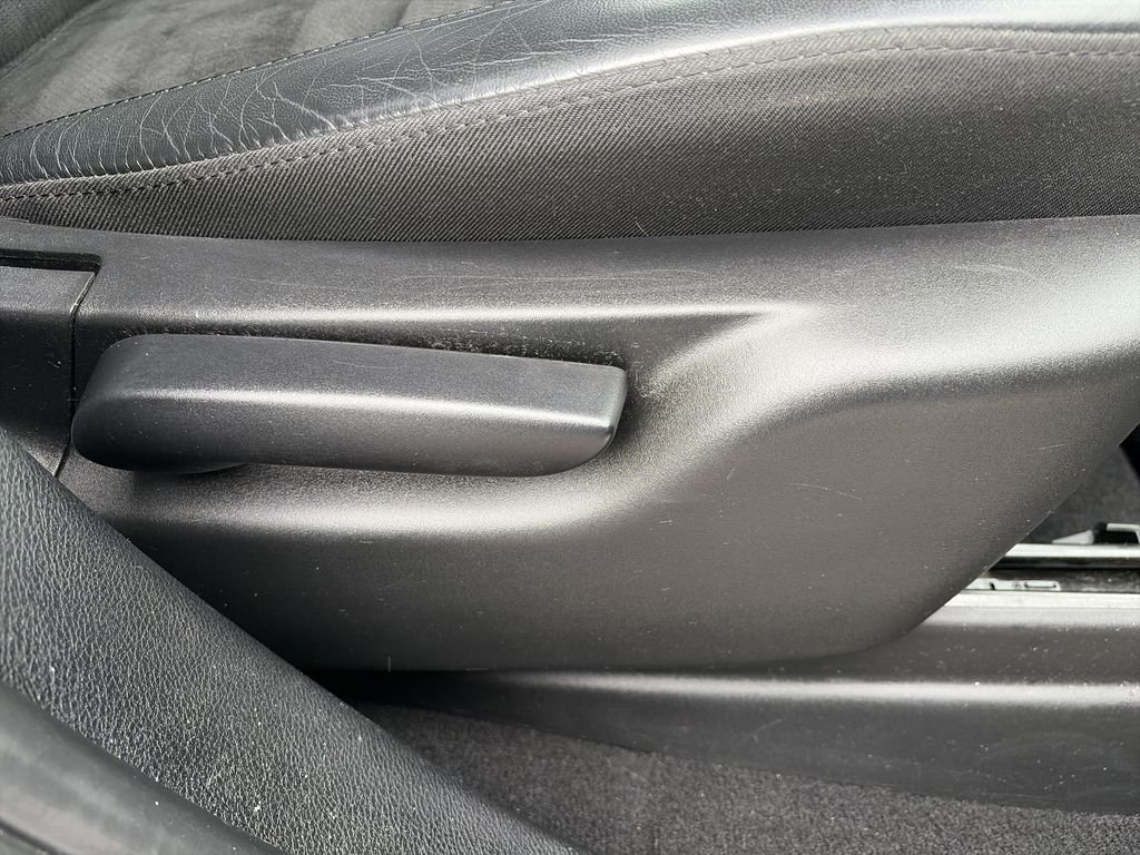 Used 2019 Sting Gray Clearcoat Jeep Altitude image 31