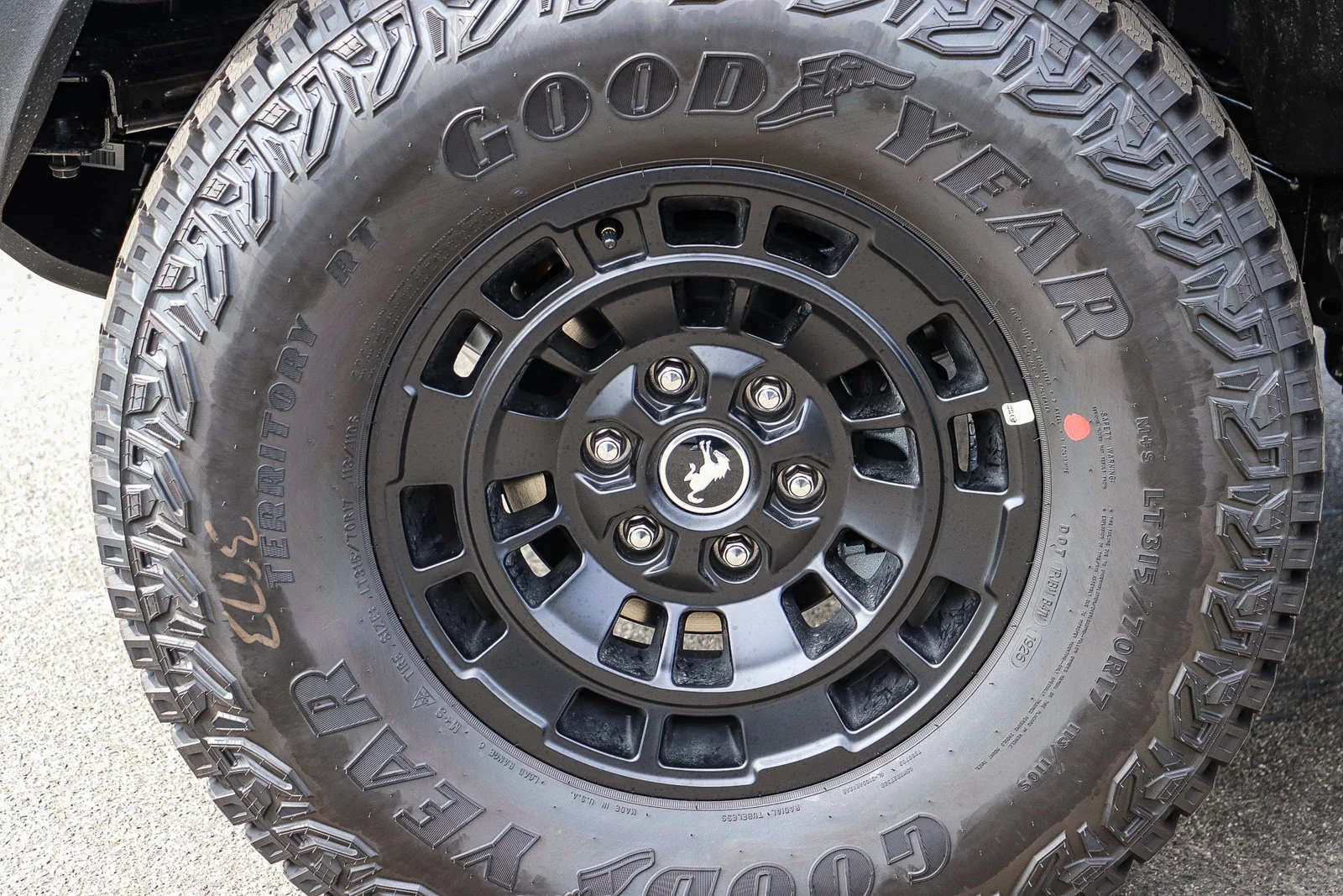 New 2026 Shadow Black Ford Outer Banks® image 11