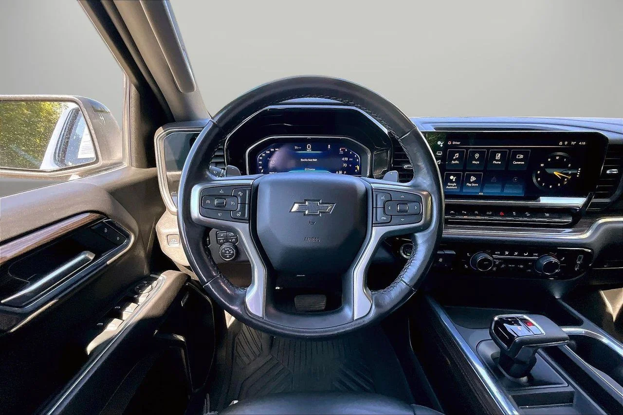 Used 2023 White Chevrolet RST image 11
