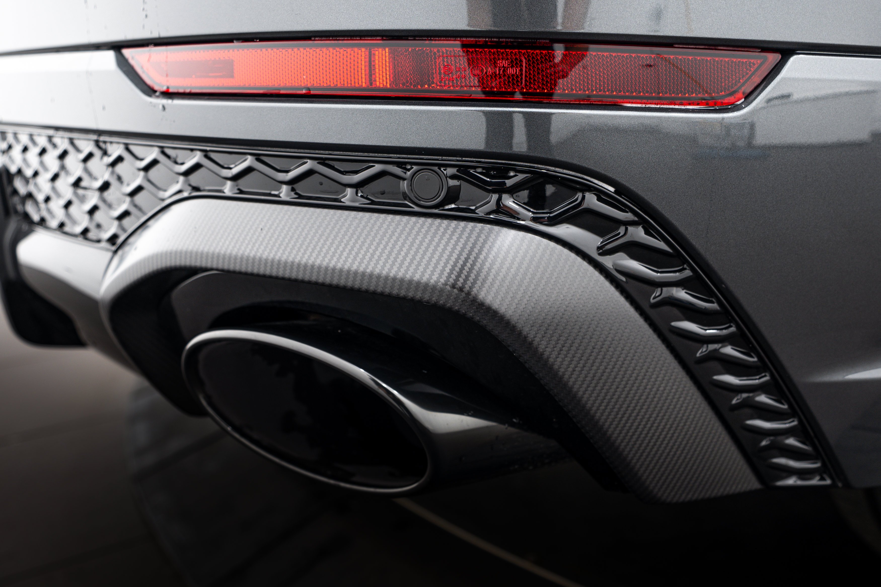 New 2026 Daytona Gray Audi performance image 24