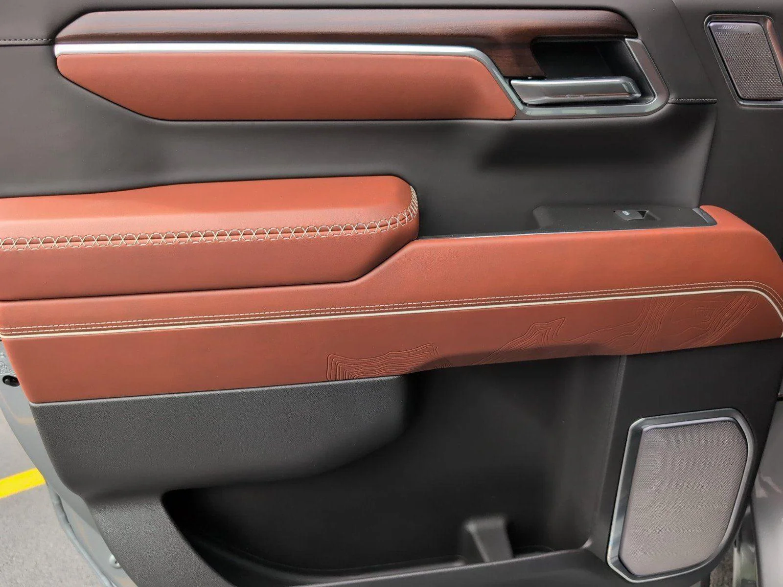 New 2026 Sterling Metallic GMC Denali Ultimate image 37
