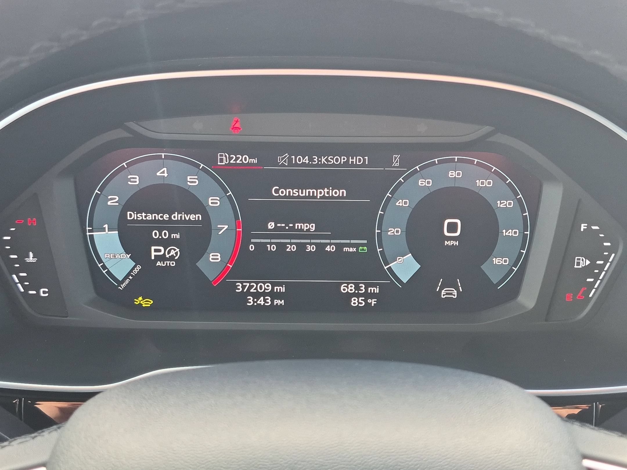 Used 2025 Black Audi S line Premium image 19