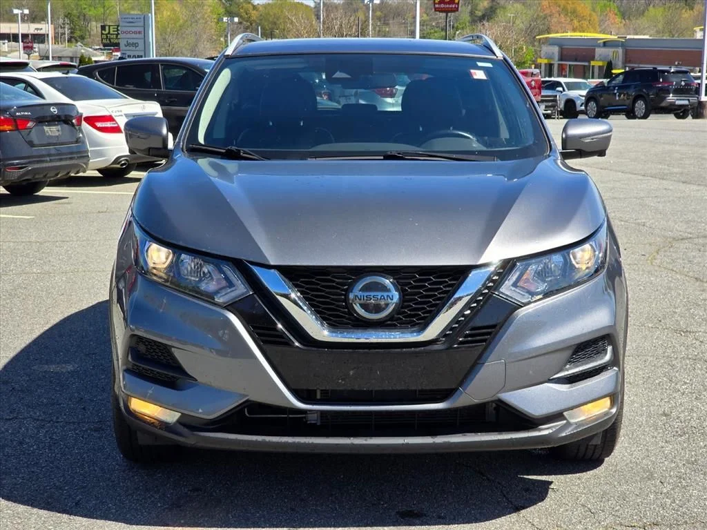 Used 2022 Gray Nissan SV image 22
