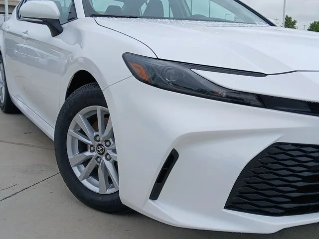 New 2026 Ice Cap Toyota  LE image 3