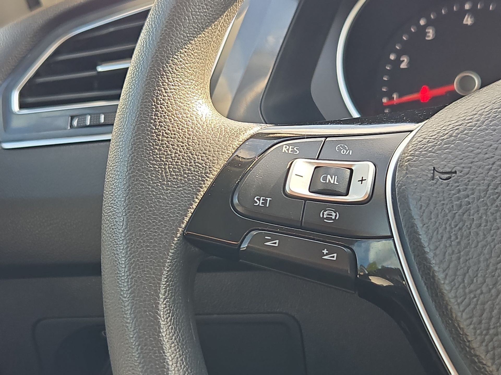Used 2019 Pure White Volkswagen S image 16