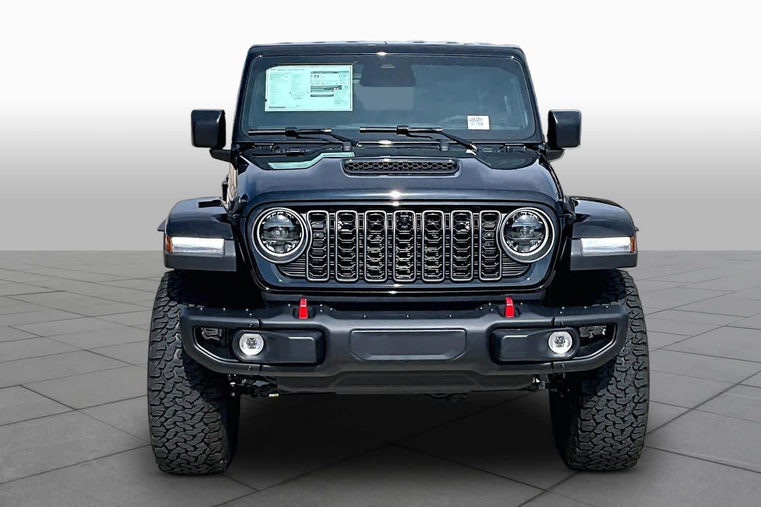 New 2027 Black Clear-Coat Paint Jeep Rubicon X image 4