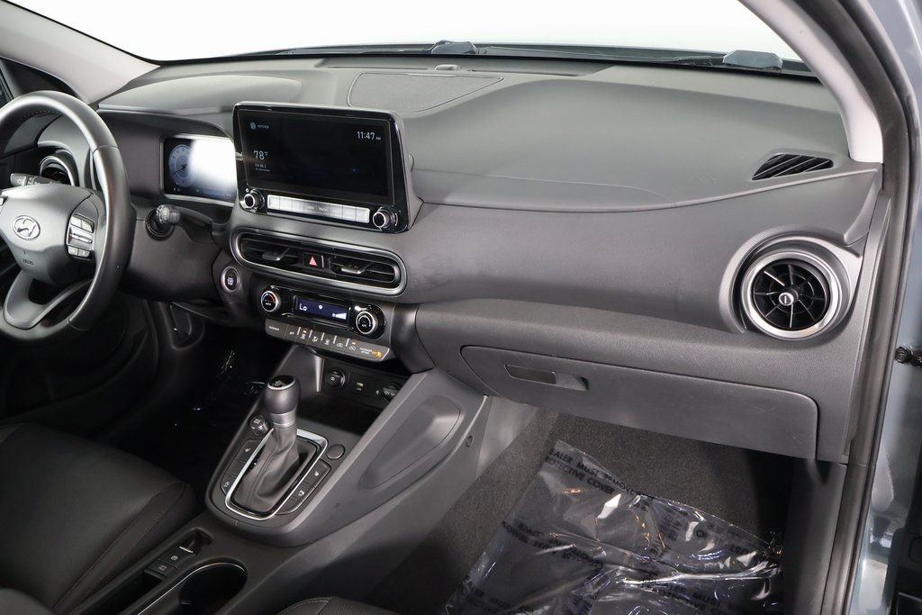 Used 2022 Cactus Hyundai Limited image 9