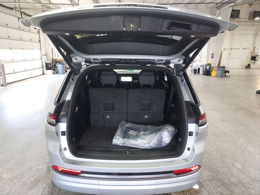 New 2026 Silver Jeep Limited Reserve image 31