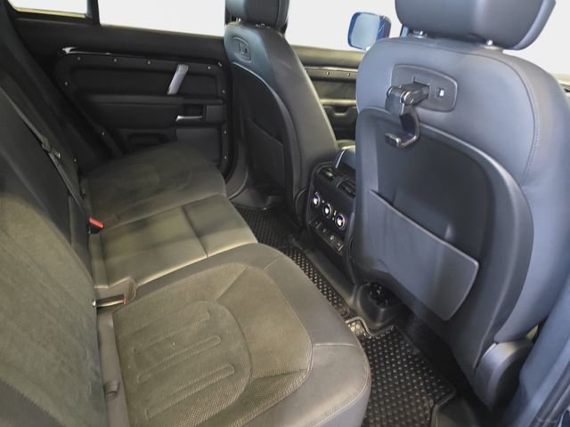 Used 2022 Black Land Rover  image 13