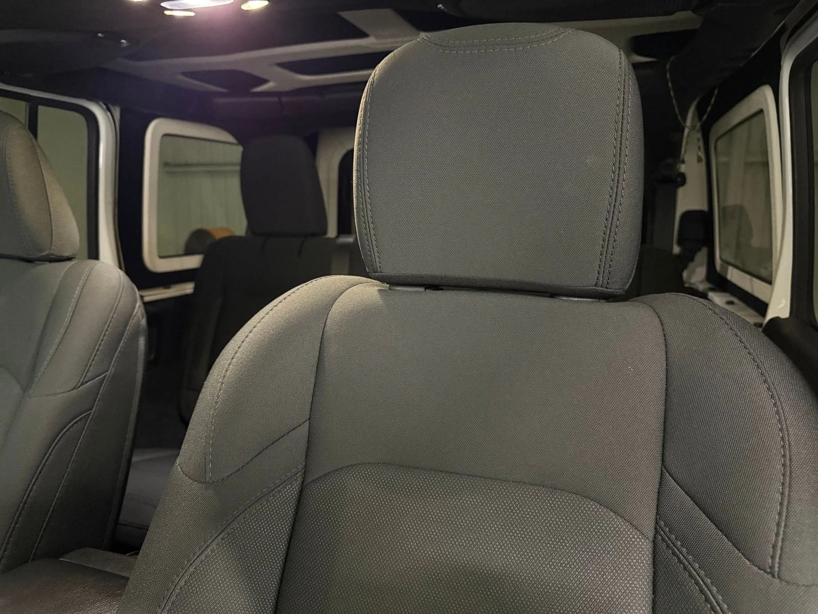 Used 2020 White Jeep Unlimited Sport image 18