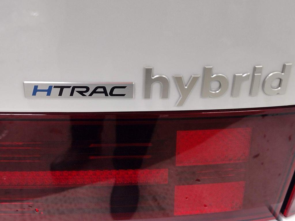 New 2026 White Hyundai SE image 14