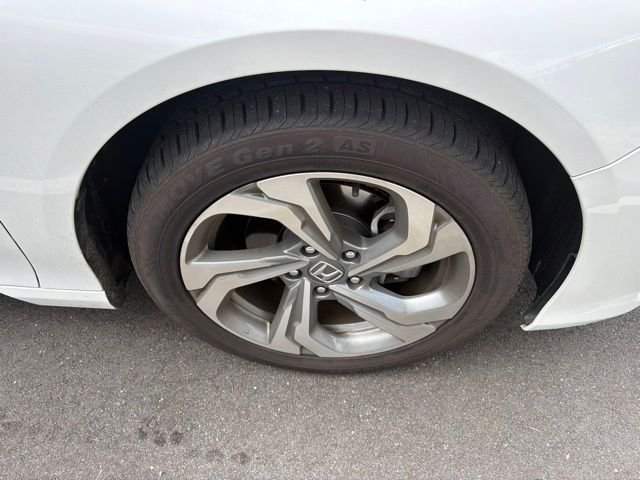 Certified Used 2020 Platinum White Pearl Honda EX image 13