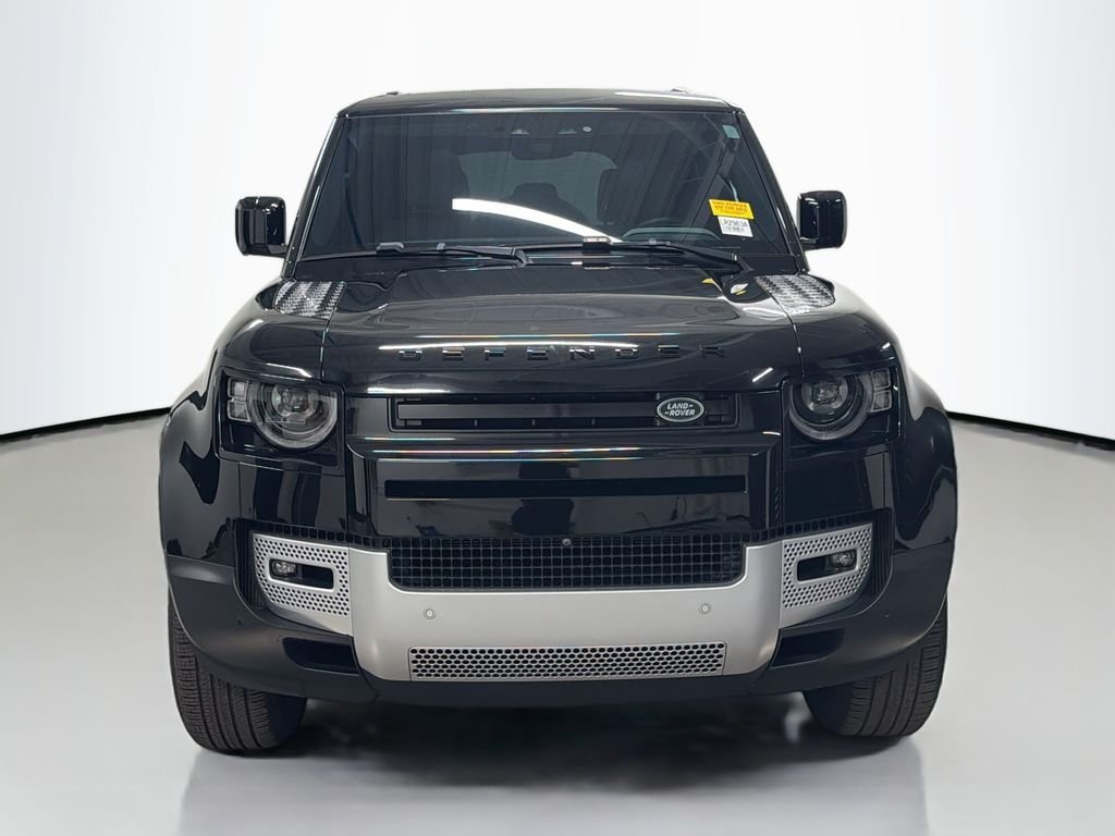 Used 2023 Black Land Rover S image 6