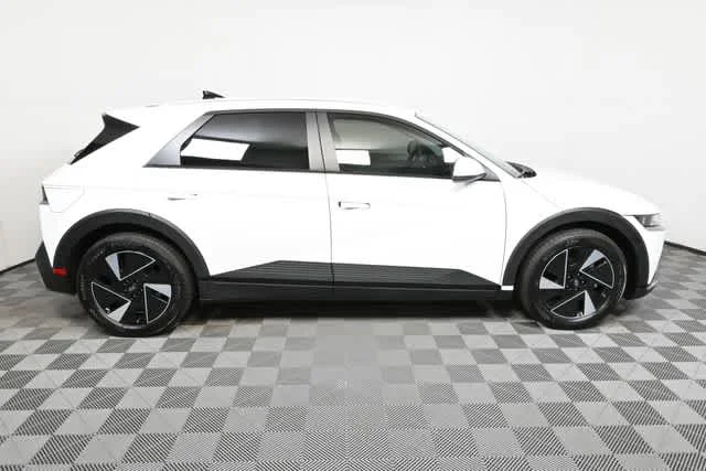 New 2026 Atlas White Hyundai SEL image 7