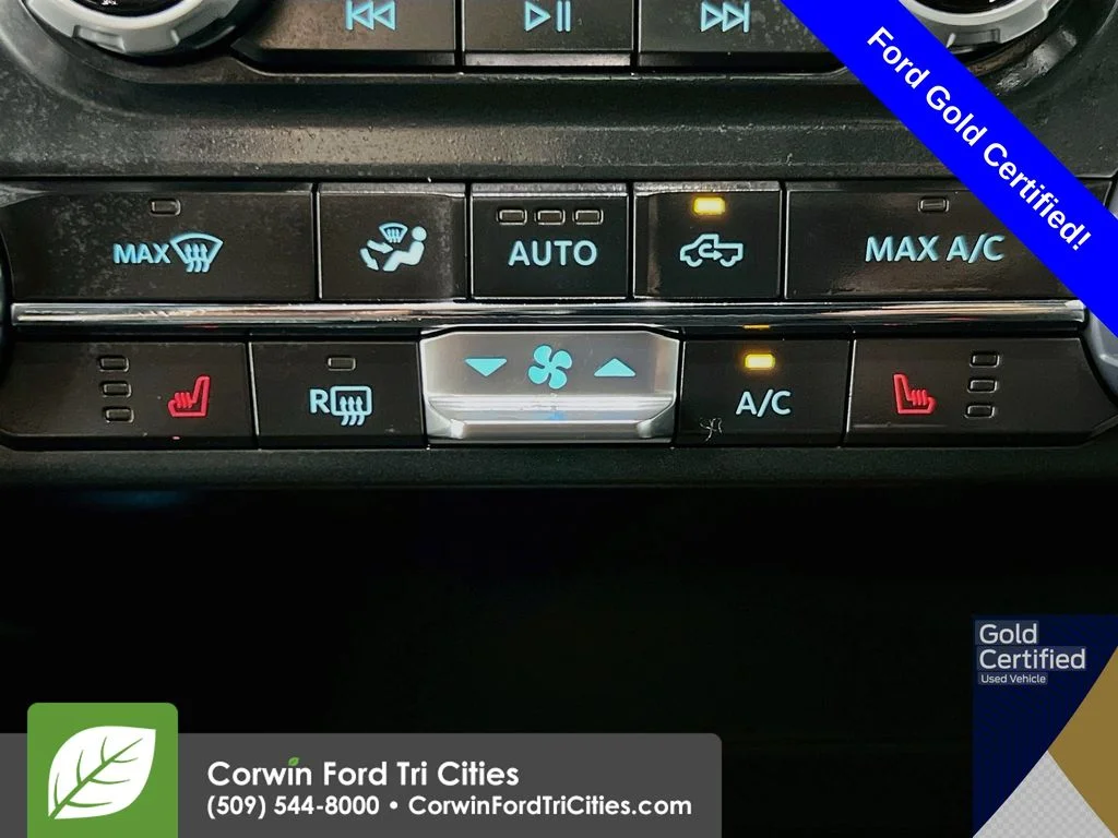 Used 2021 Rapid Red Metallic Tinted Clearcoat Ford XLT image 24