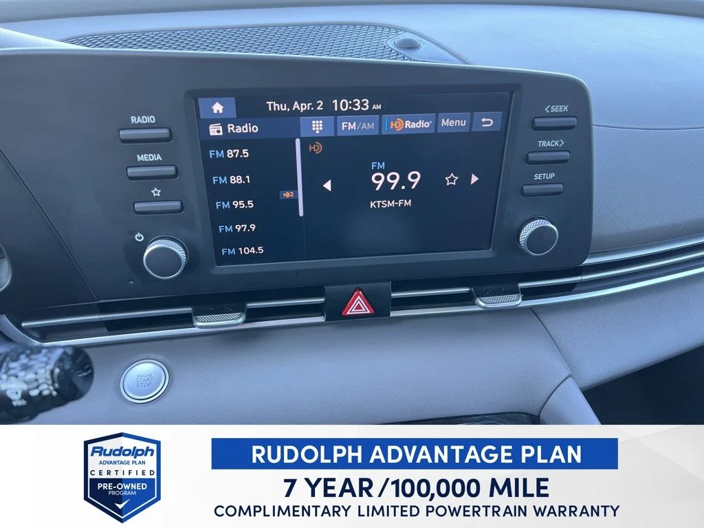 Used 2025 Gray Hyundai SEL Sport image 19