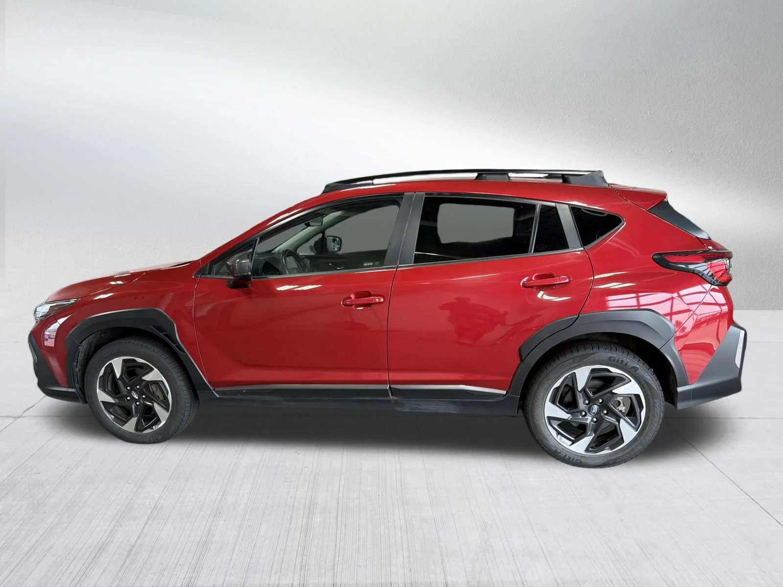 Used 2024 Lithium Red Pearl Subaru Limited image 4