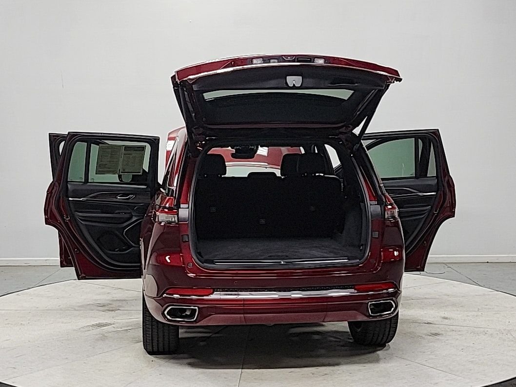 2023 Jeep Grand Cherokee Overland - Photo 14
