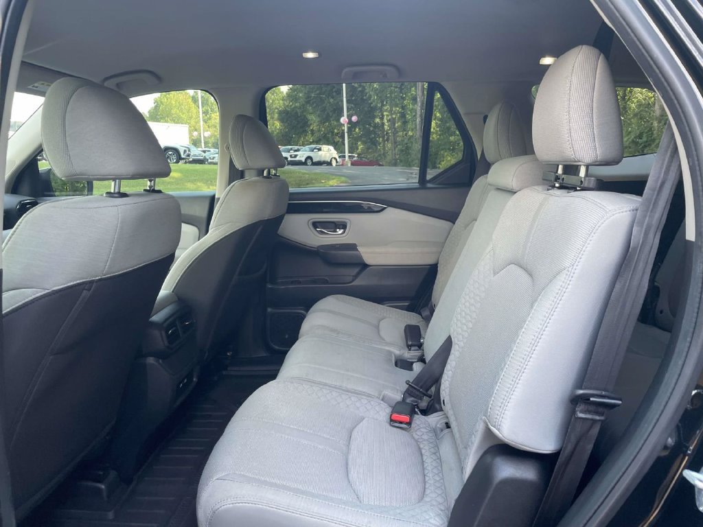 Used 2023  Honda LX image 10