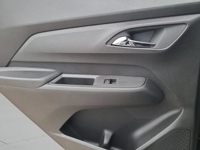 New 2027 Mosaic Black Metallic Chevrolet LT image 12