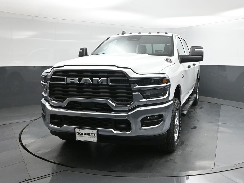 New 2026 Bright White Clearcoat RAM Tradesman image 30